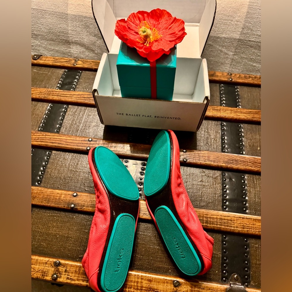 Tieks limited edition, Poppy color - Picture 6 of 7